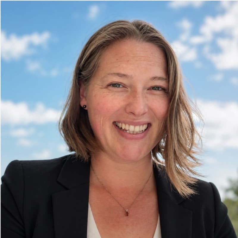 Torie DeLisle, Client Principal